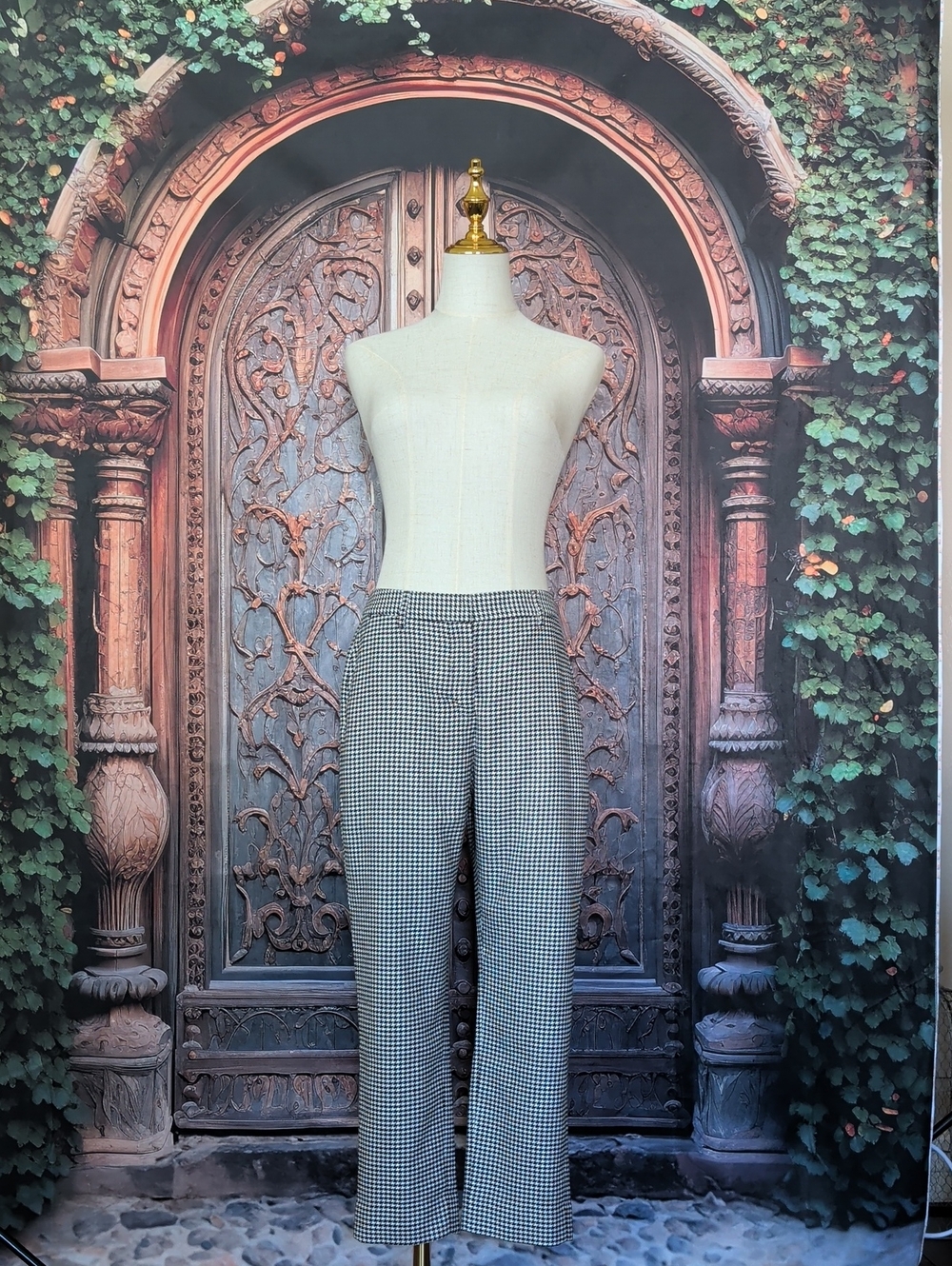Wildfang Empower Slim Crop Pant